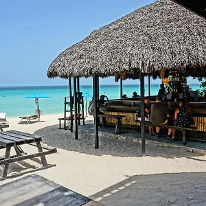 bourbon-beach-jamaica.comcaribbean.com/